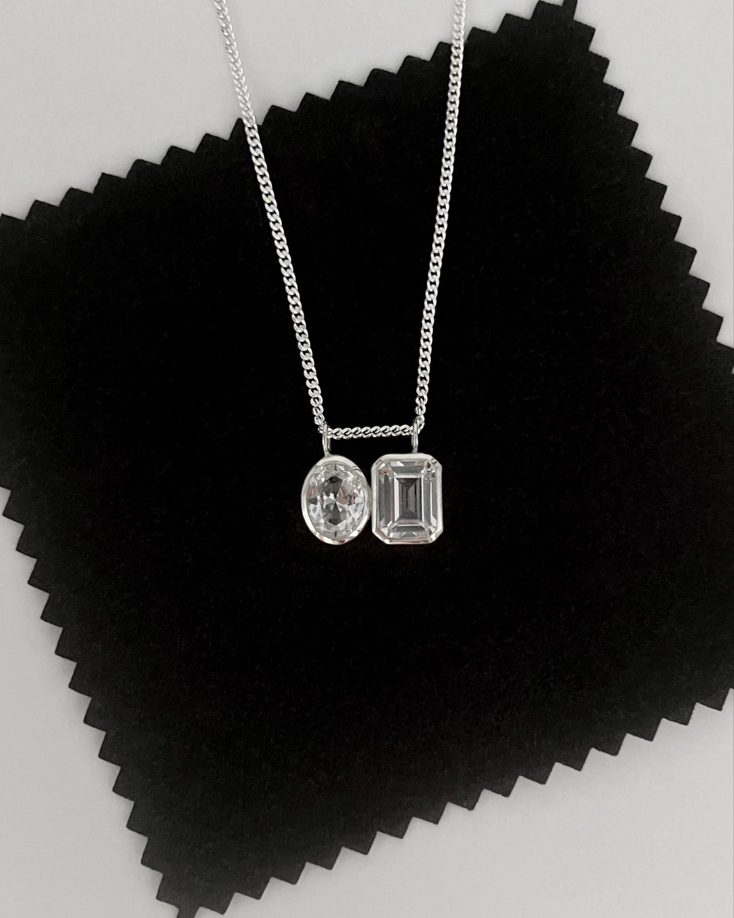 GIGI NECKLACE