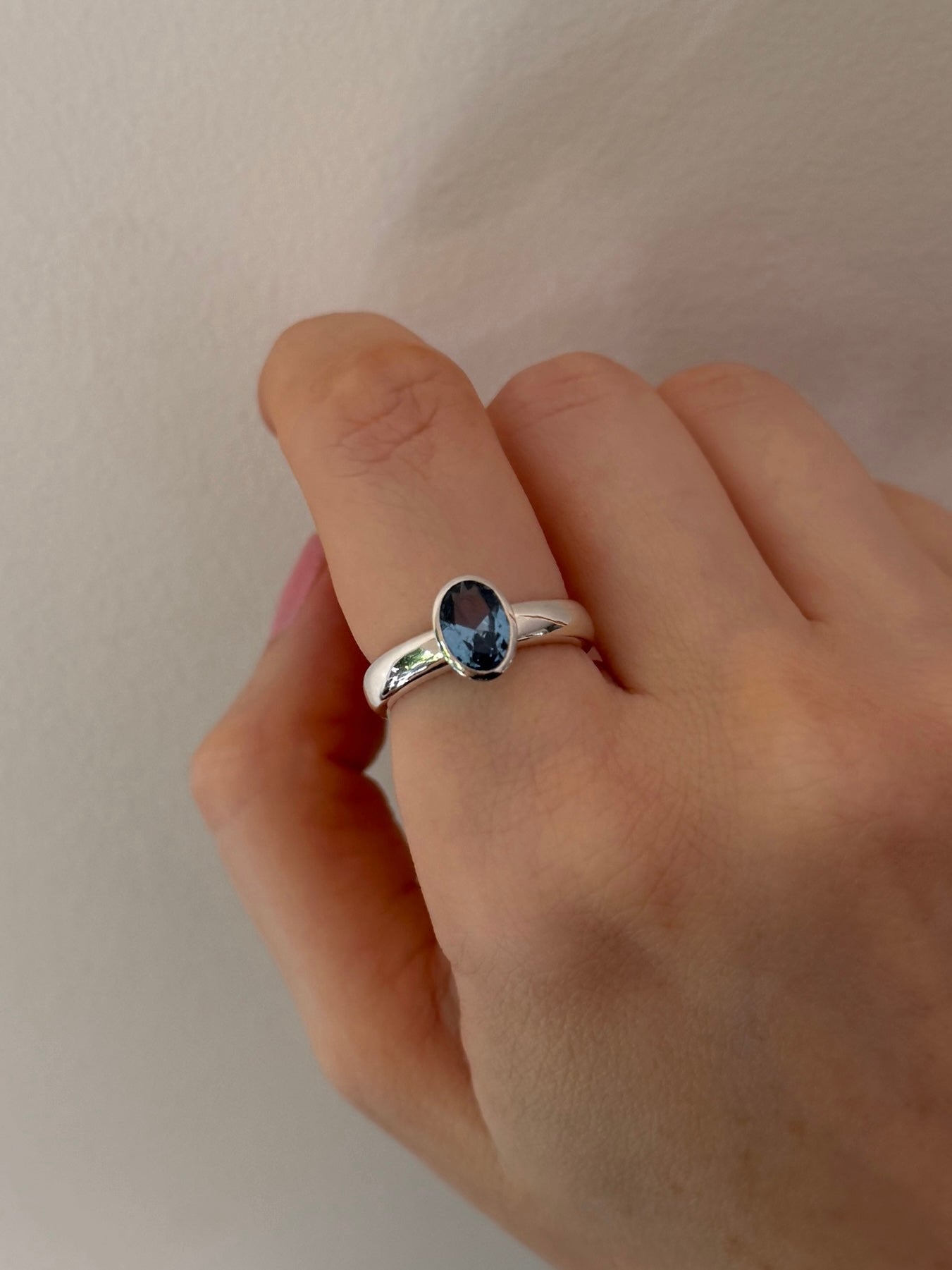 ONE-OFF BEZEL SET RING