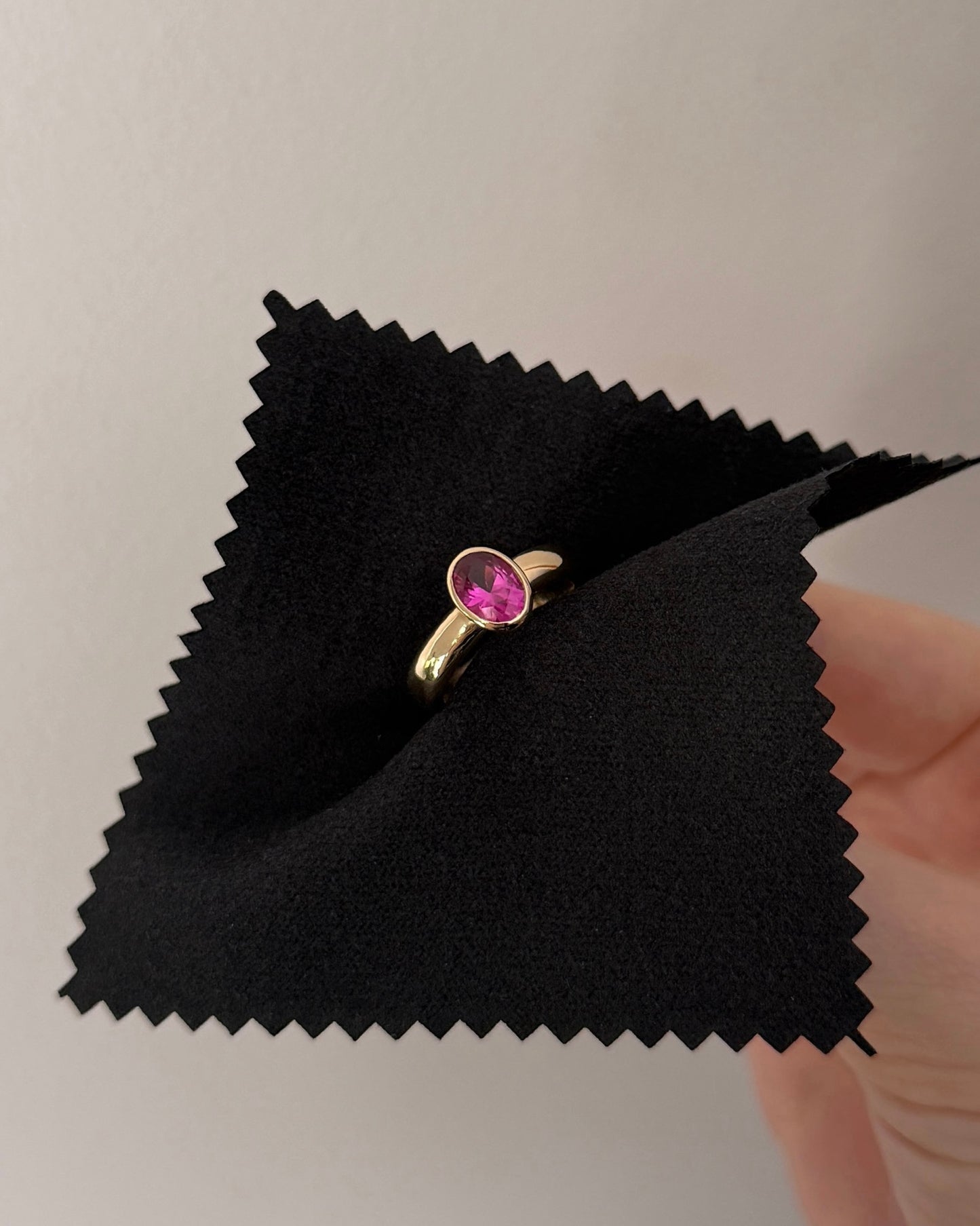 BEZEL SET RING - SOLID 9CT GOLD SIZE N